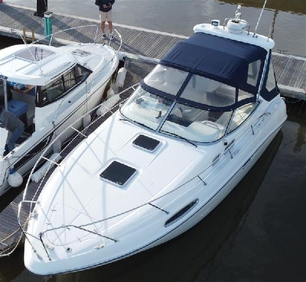 Sealine S28 For Sale From Seakers Yacht Brokers